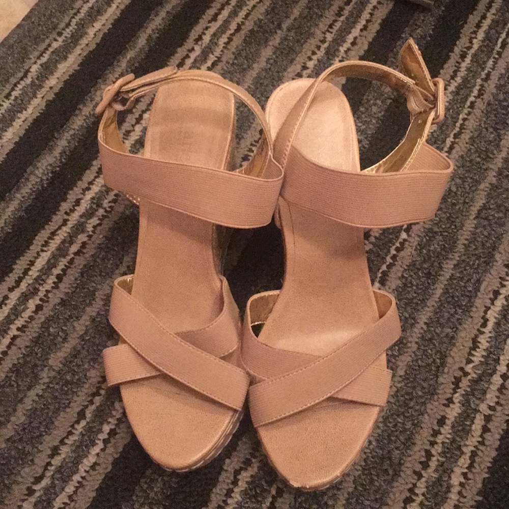 Sandal